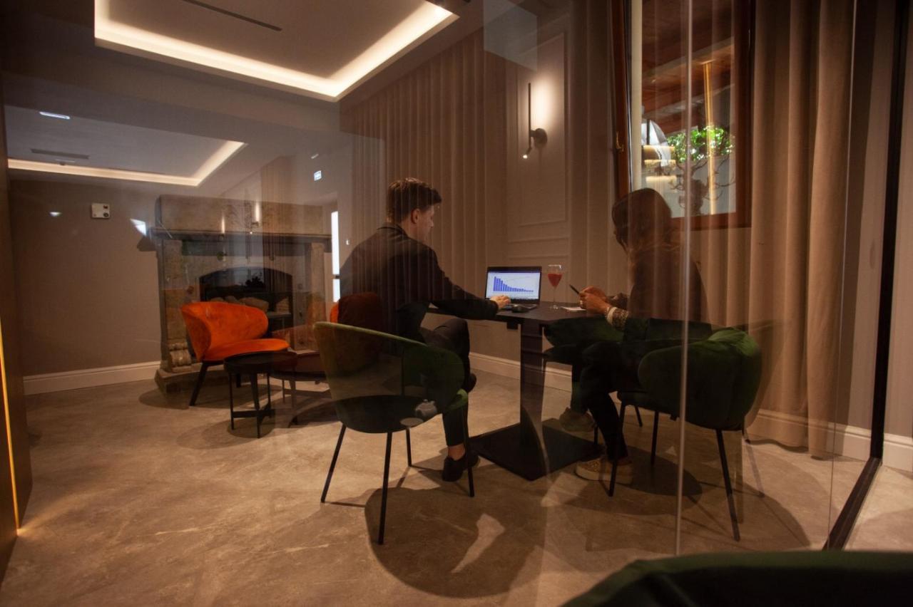 Bel Sito Hotel Due Torri Manocalzati Ngoại thất bức ảnh