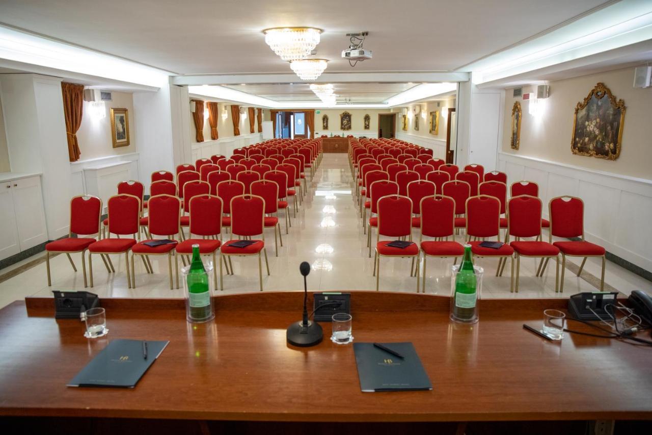 Bel Sito Hotel Due Torri Manocalzati Ngoại thất bức ảnh