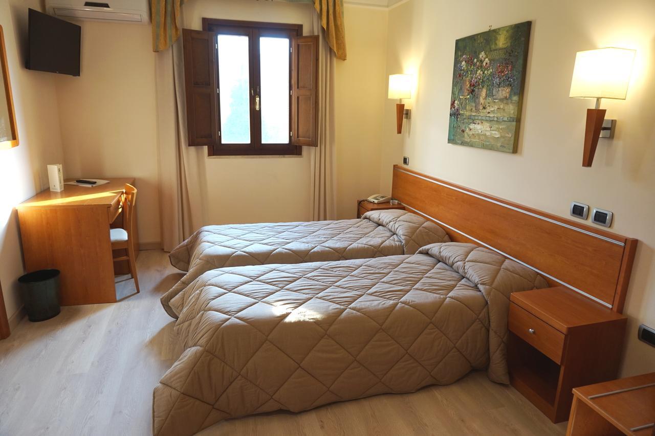 Bel Sito Hotel Due Torri Manocalzati Ngoại thất bức ảnh