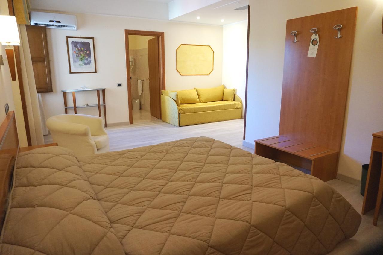 Bel Sito Hotel Due Torri Manocalzati Ngoại thất bức ảnh